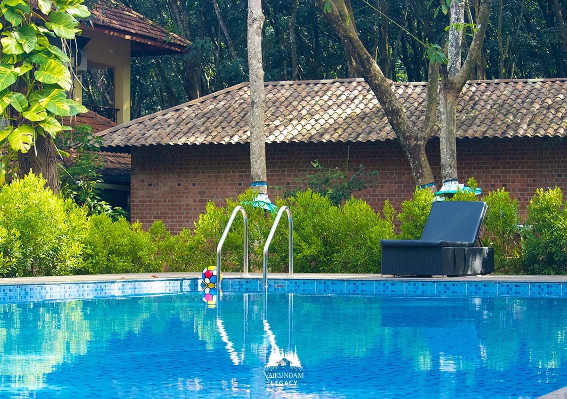Vaikundam Legacy Bed & Breakfast Kaliyal Ngoại thất bức ảnh